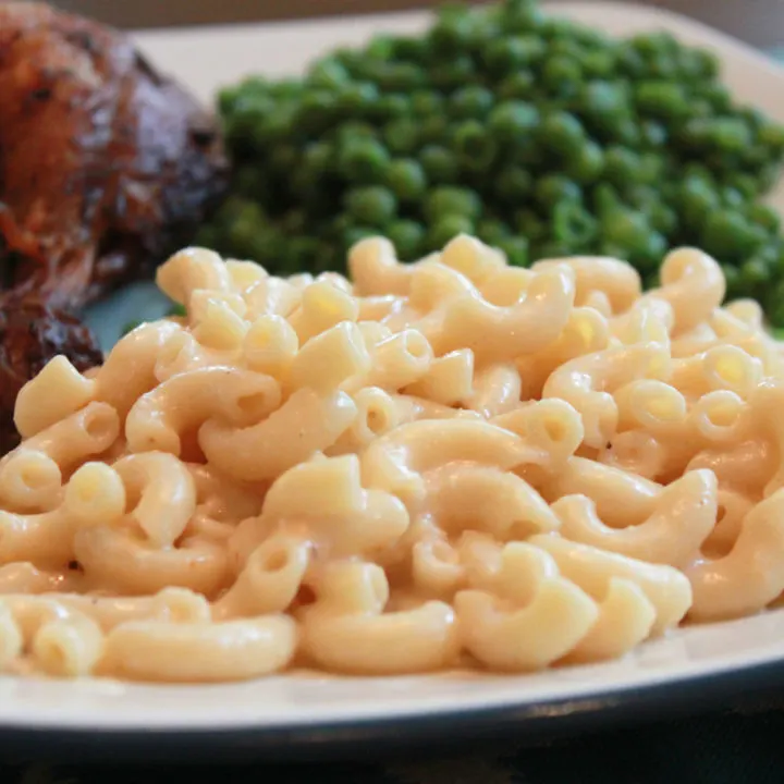 Instant Pot Mac and Cheese is creamy, gooey, cheesy goodness, and even better, it's easy and fast! 20 minutes, beginning to end, and your kids will beg for seconds.