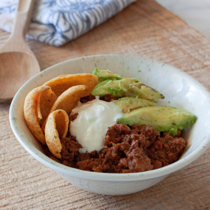 Your whole family will love this Smoky Turkey Chili – it's so flavorful, versatile, and EASY!